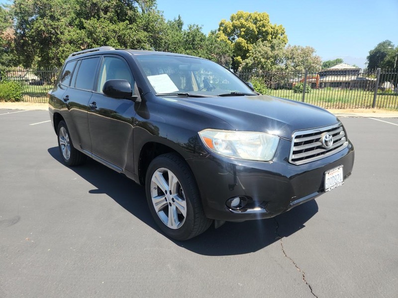 Toyota Highlander Vehicle Full-screen Gallery Image 07