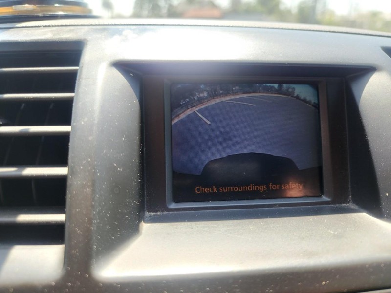 Toyota Highlander Vehicle Full-screen Gallery Image 11