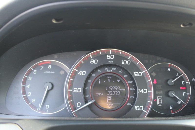 Honda Accord Coupe Vehicle Full-screen Gallery Image 19