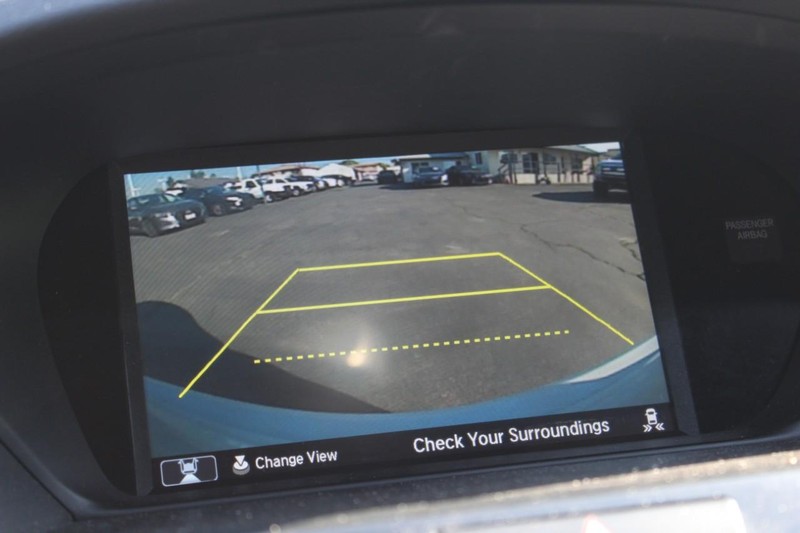 Acura TLX Vehicle Full-screen Gallery Image 16