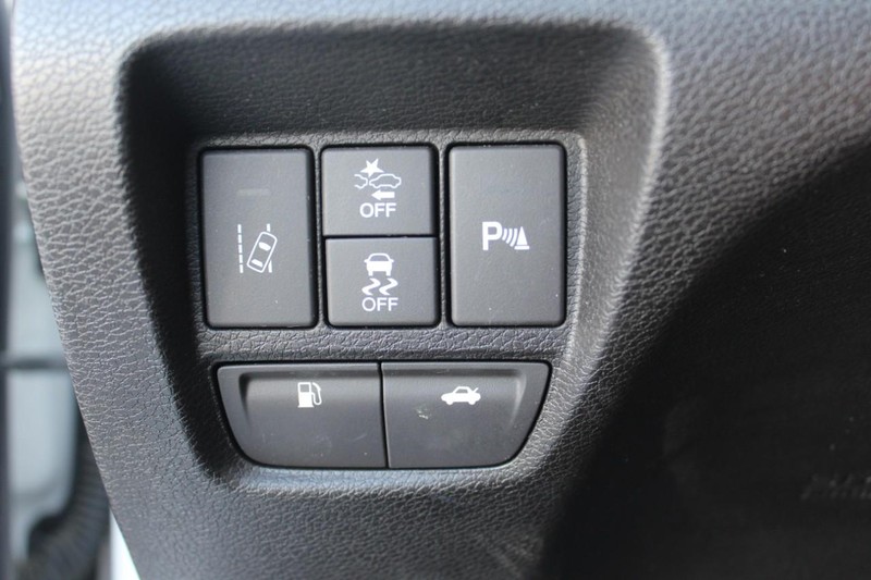 Acura TLX Vehicle Full-screen Gallery Image 19