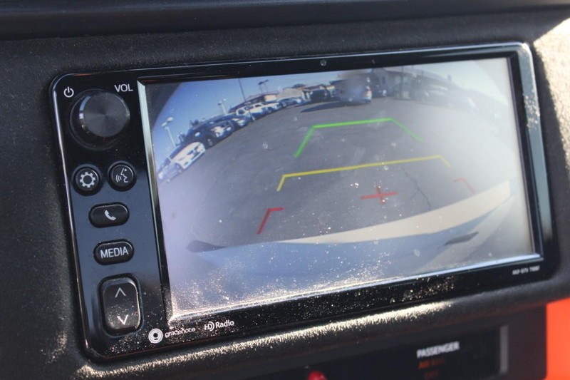 Toyota 86 Vehicle Full-screen Gallery Image 08