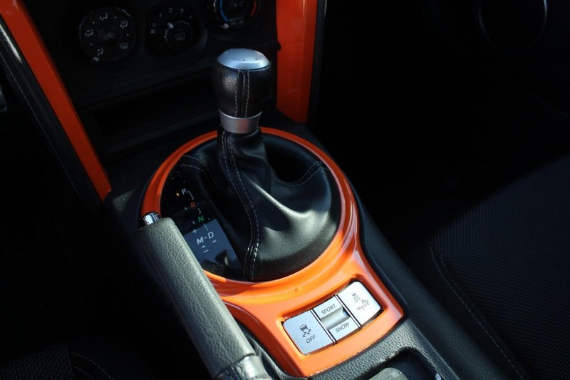 Toyota 86 Vehicle Full-screen Gallery Image 09