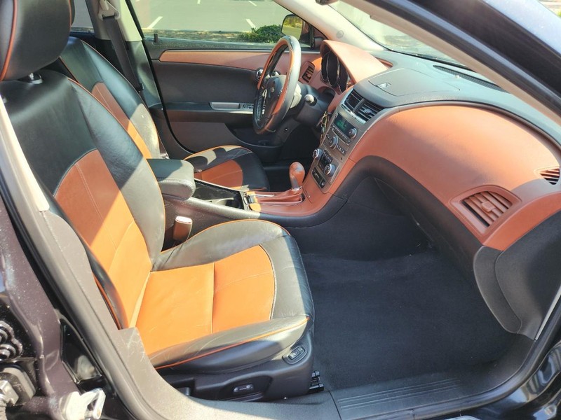 Chevrolet Malibu Vehicle Full-screen Gallery Image 15