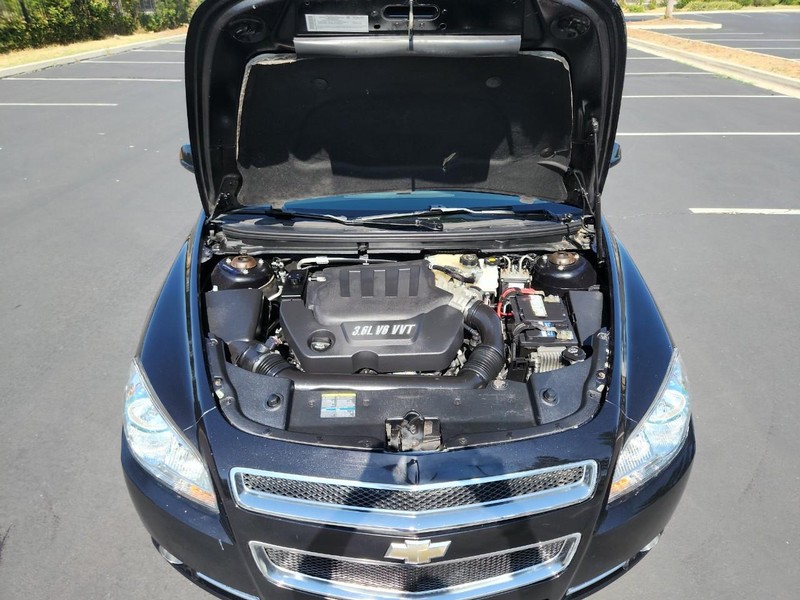 Chevrolet Malibu Vehicle Full-screen Gallery Image 16