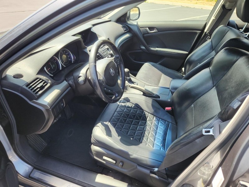Acura TSX Vehicle Full-screen Gallery Image 13