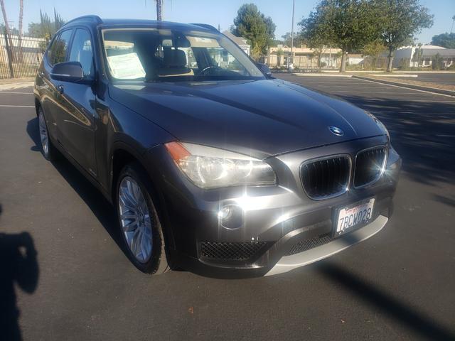 BMW X1 Vehicle Full-screen Gallery Image 28