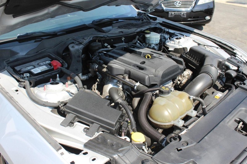 Ford Mustang Vehicle Full-screen Gallery Image 29