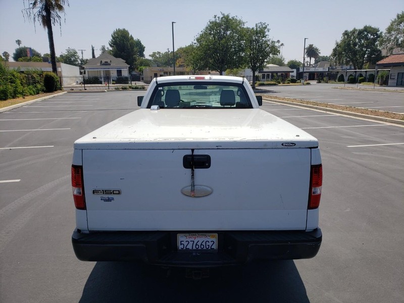 Ford F-150 Vehicle Full-screen Gallery Image 04