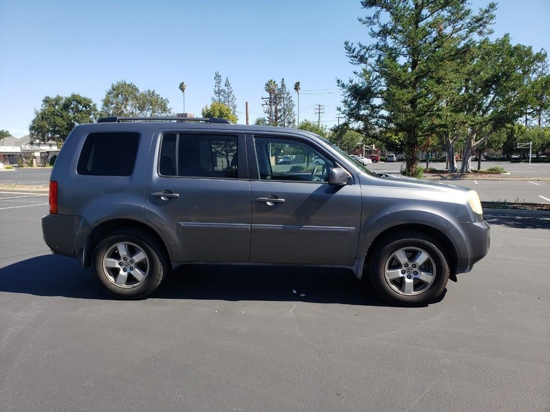 Honda Pilot Vehicle Full-screen Gallery Image 06