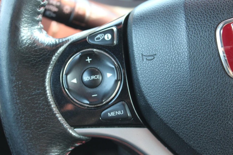 Honda Civic Sedan Vehicle Full-screen Gallery Image 13