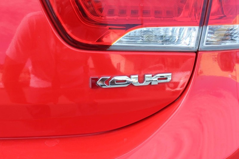 Kia Forte Koup Vehicle Full-screen Gallery Image 13