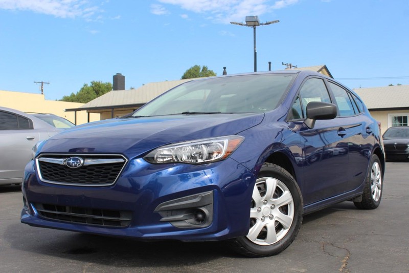 Subaru Impreza Vehicle Full-screen Gallery Image 03