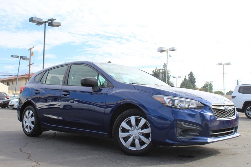 Subaru Impreza Vehicle Full-screen Gallery Image 07