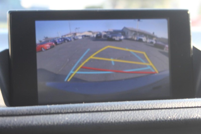Lexus CT Vehicle Full-screen Gallery Image 15