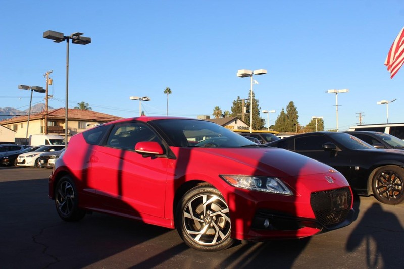 Honda CR-Z Vehicle Full-screen Gallery Image 03