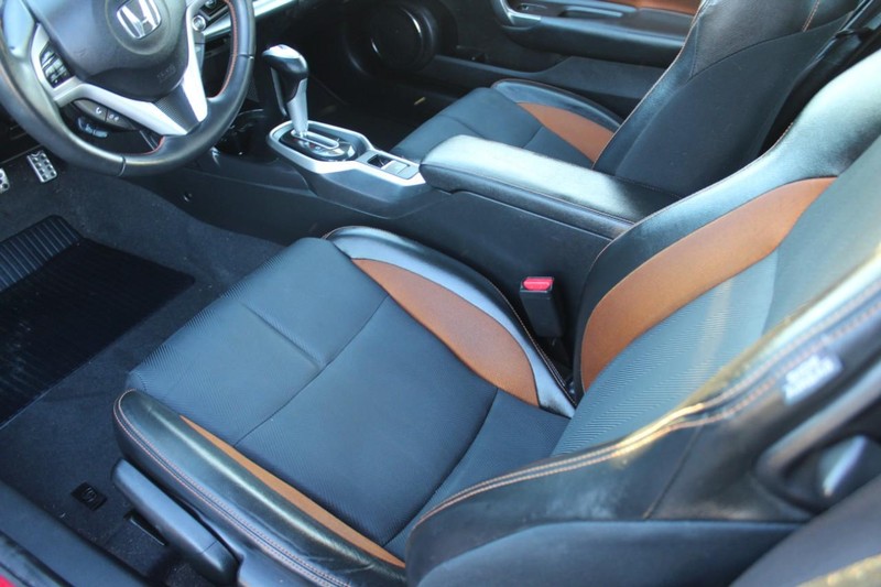 Honda CR-Z Vehicle Full-screen Gallery Image 18