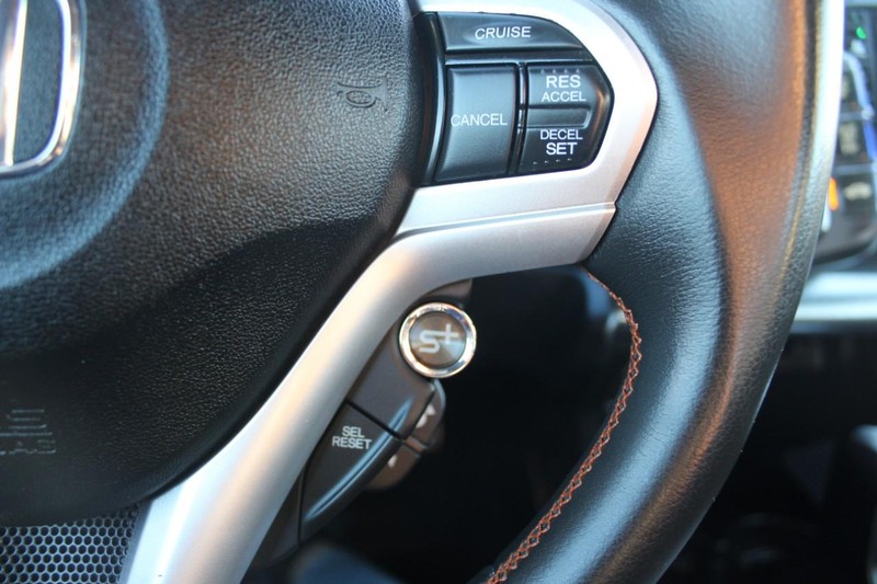 Honda CR-Z Vehicle Full-screen Gallery Image 29