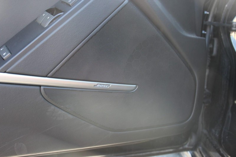 Cadillac CTS Coupe Vehicle Full-screen Gallery Image 25