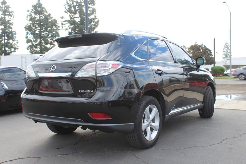 Lexus RX 350 Vehicle Full-screen Gallery Image 04