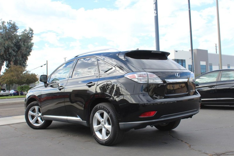Lexus RX 350 Vehicle Full-screen Gallery Image 05