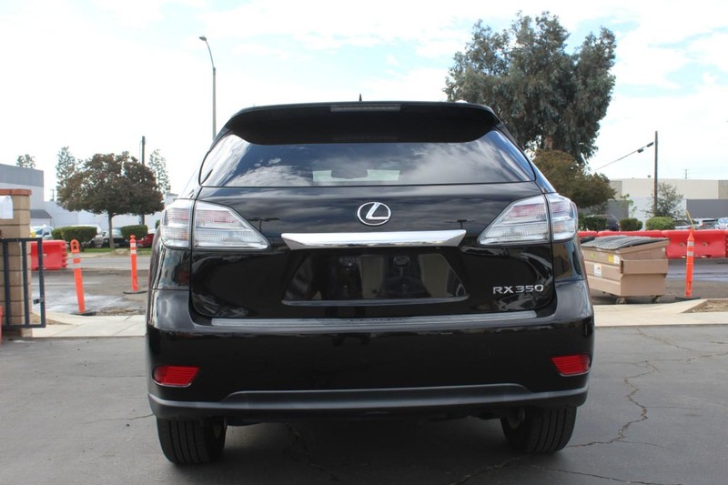 Lexus RX 350 Vehicle Full-screen Gallery Image 07