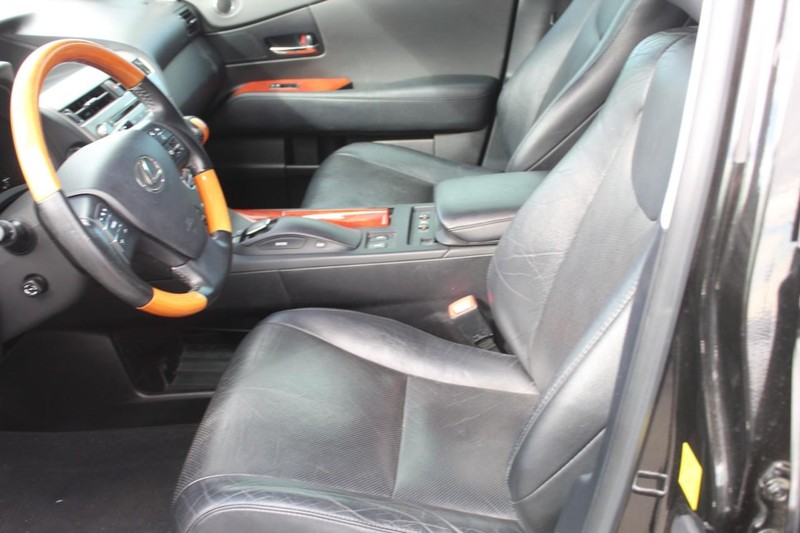 Lexus RX 350 Vehicle Full-screen Gallery Image 11