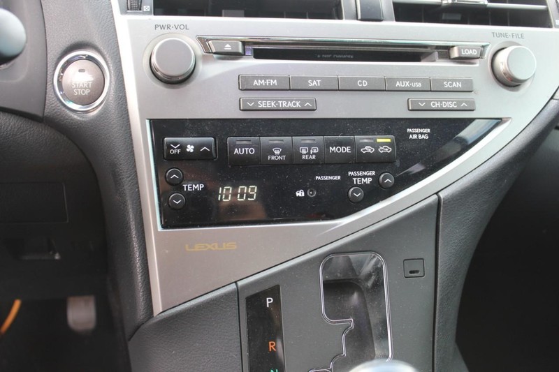 Lexus RX 350 Vehicle Full-screen Gallery Image 19