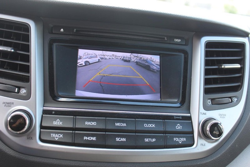 Hyundai Tucson Vehicle Full-screen Gallery Image 26