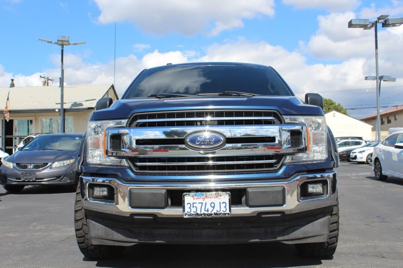 Ford F-150 Vehicle Full-screen Gallery Image 04
