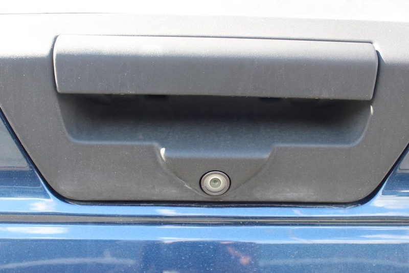 Ford F-150 Vehicle Full-screen Gallery Image 32