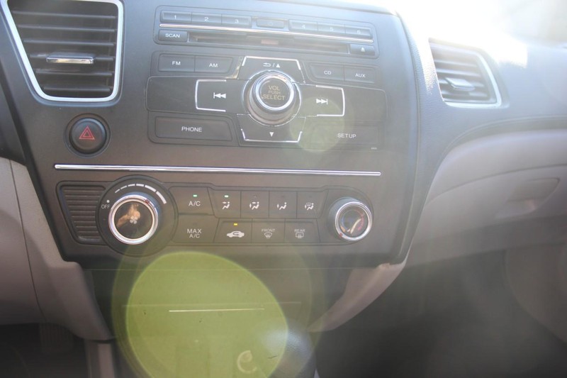 Honda Civic Sedan Vehicle Full-screen Gallery Image 21