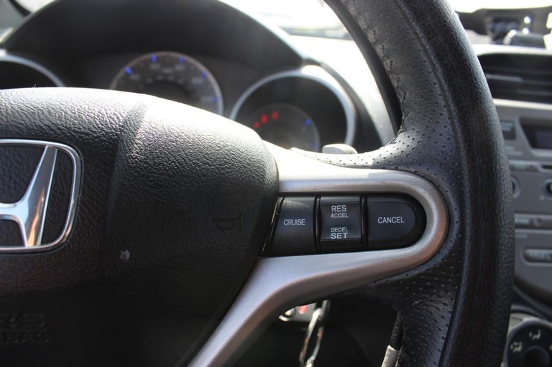 Honda Fit Vehicle Full-screen Gallery Image 17