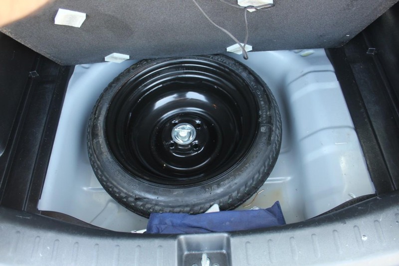 Honda Fit Vehicle Full-screen Gallery Image 21