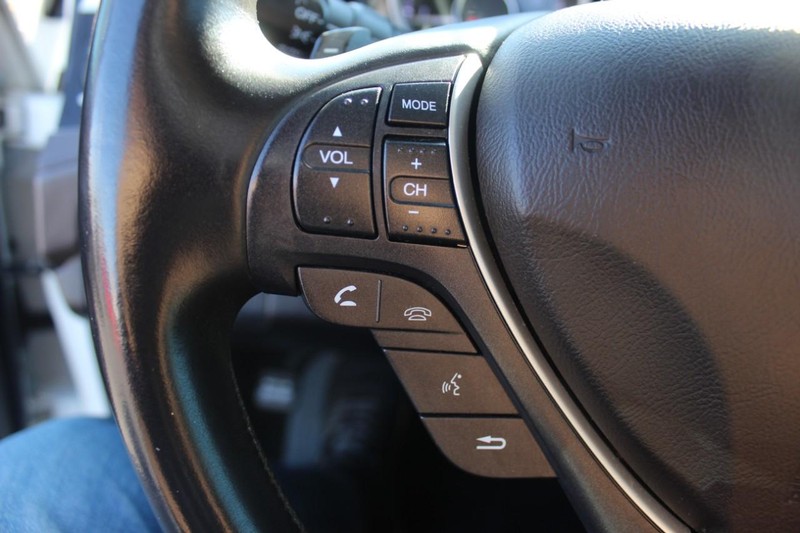 Acura ZDX Vehicle Full-screen Gallery Image 32