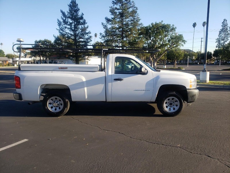 Chevrolet Silverado 1500 Vehicle Full-screen Gallery Image 07