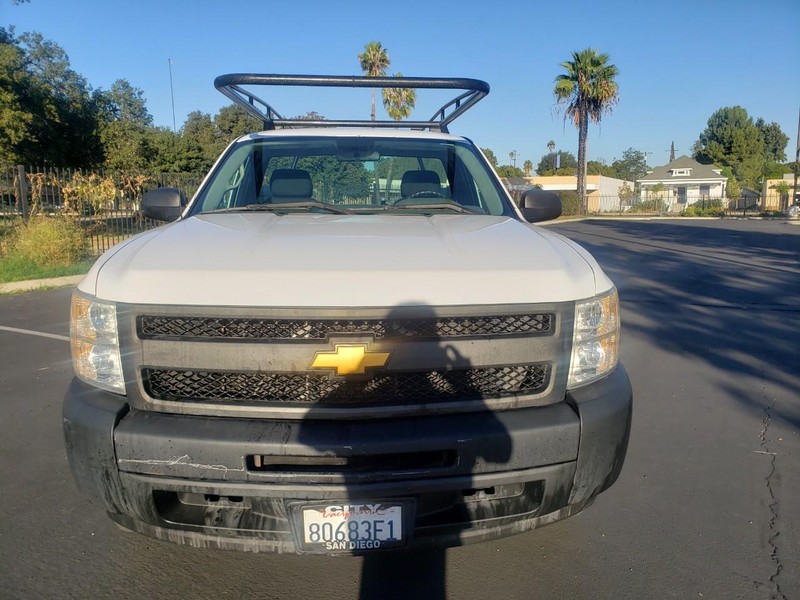 Chevrolet Silverado 1500 Vehicle Full-screen Gallery Image 09