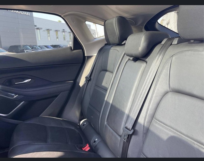 Jaguar E-Pace Vehicle Full-screen Gallery Image 09