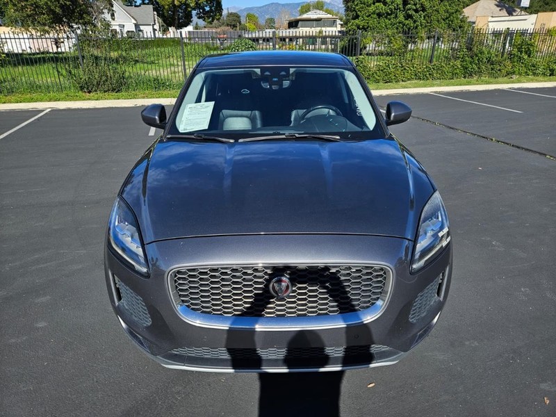 Jaguar E-Pace Vehicle Full-screen Gallery Image 12