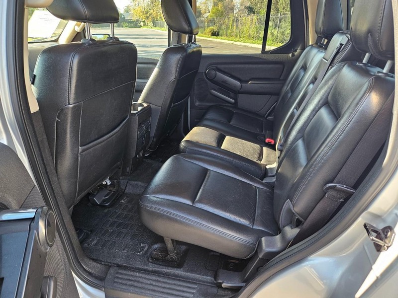 Ford Explorer Sport Trac Vehicle Full-screen Gallery Image 12