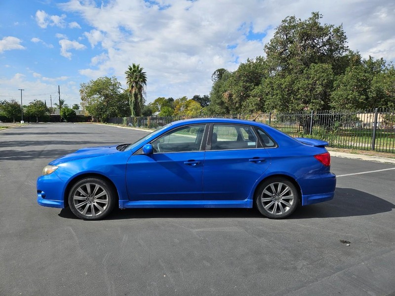 Subaru Impreza Sedan WRX Vehicle Full-screen Gallery Image 03