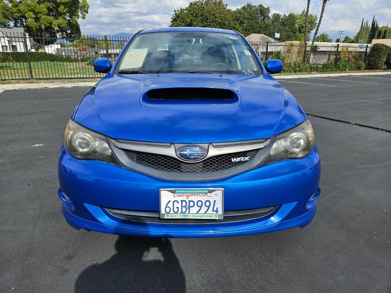 Subaru Impreza Sedan WRX Vehicle Full-screen Gallery Image 09