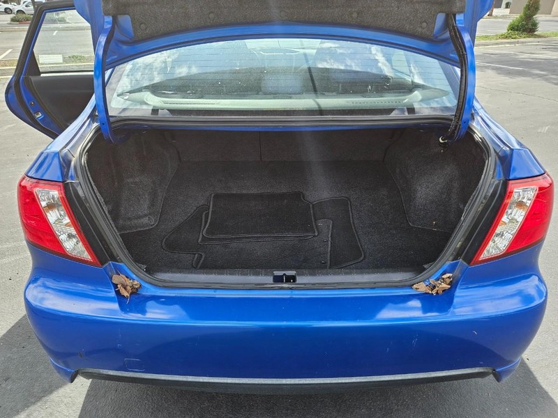 Subaru Impreza Sedan WRX Vehicle Full-screen Gallery Image 14