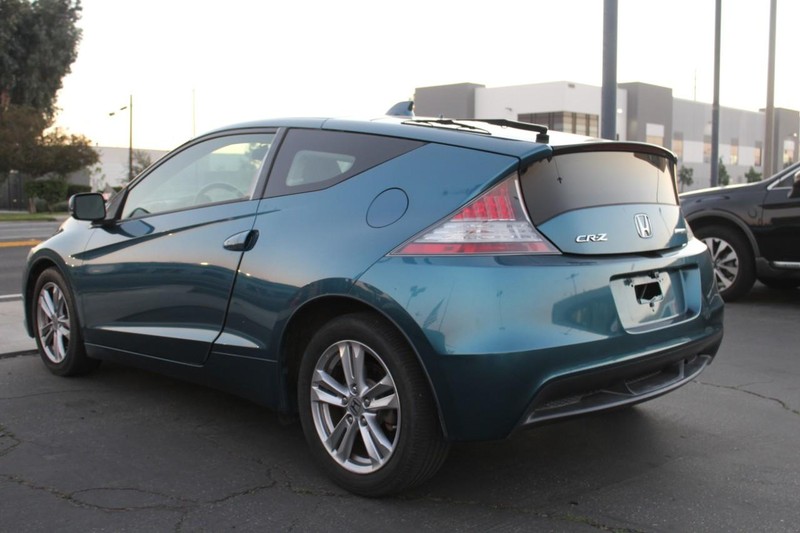 Honda CR-Z Vehicle Full-screen Gallery Image 06