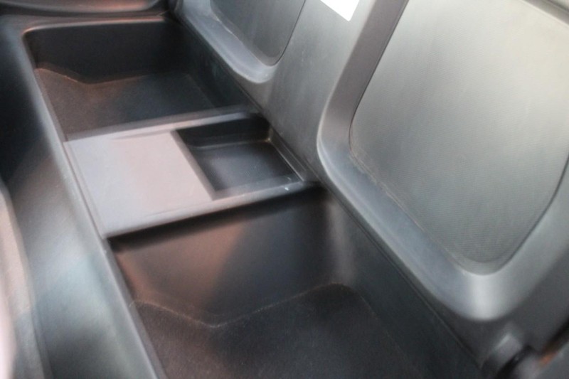 Honda CR-Z Vehicle Full-screen Gallery Image 12