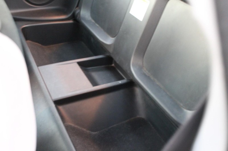 Honda CR-Z Vehicle Full-screen Gallery Image 13