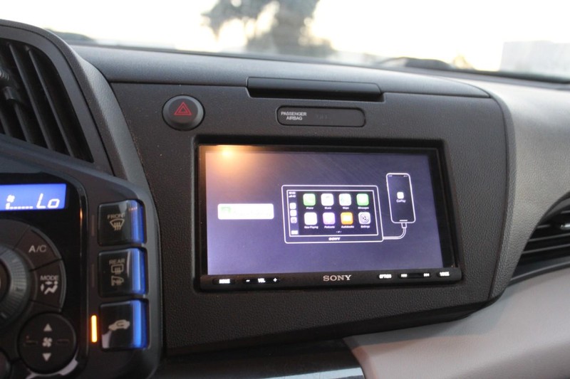 Honda CR-Z Vehicle Full-screen Gallery Image 14