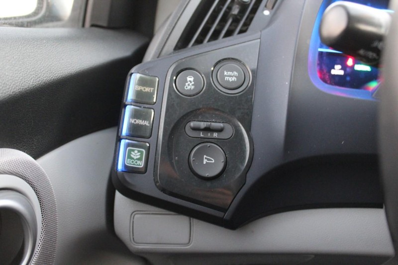 Honda CR-Z Vehicle Full-screen Gallery Image 24