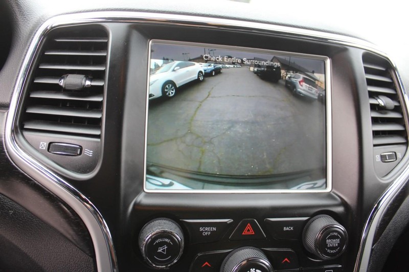 Jeep Grand Cherokee Vehicle Full-screen Gallery Image 27