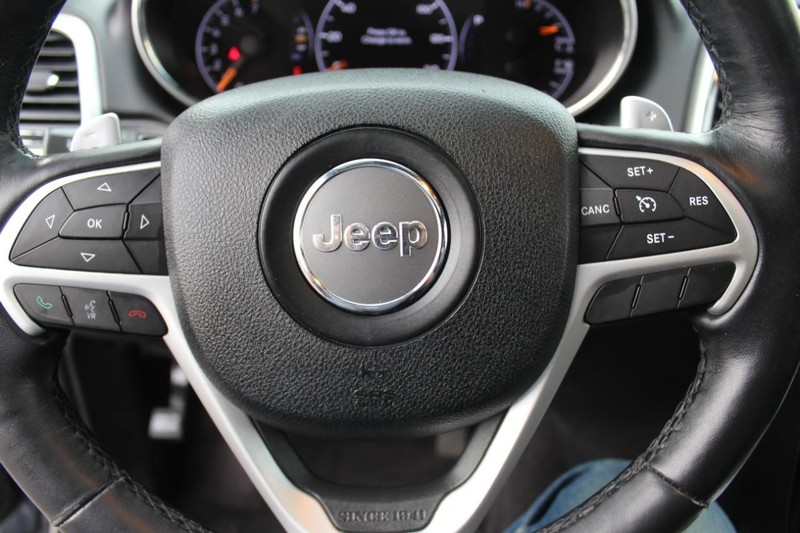 Jeep Grand Cherokee Vehicle Full-screen Gallery Image 30